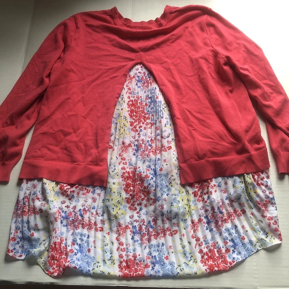 Time And Tru Pink Floral Shirt Detail Split Back Sweater Top Women's Sz XL A2443
